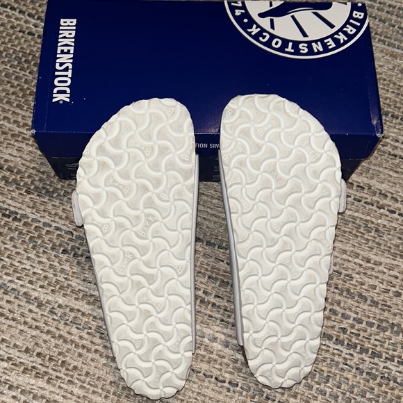SOLD White Arizona Birkenstock Sandals - Picture 6 of 7